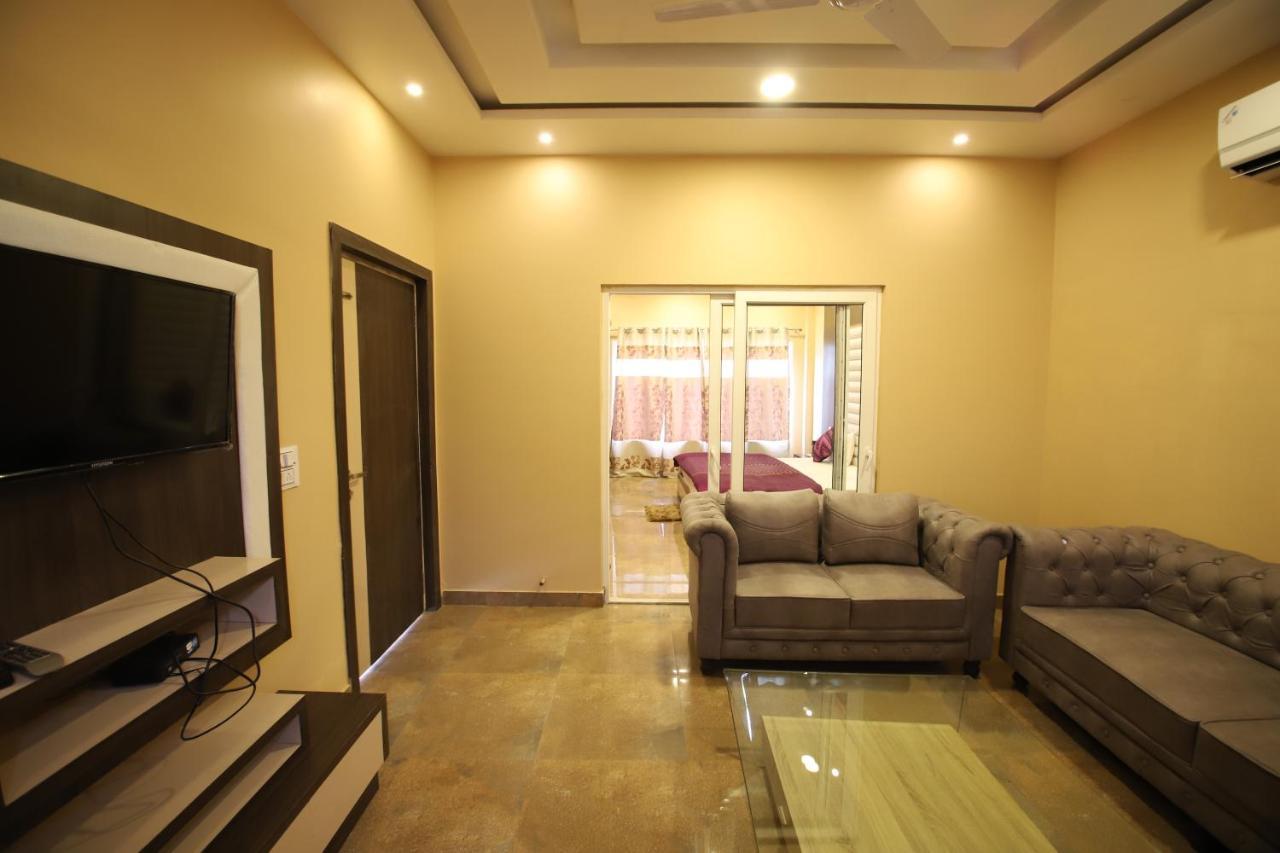 Virat Resorts, Sariska Rajasthan Bairāt Екстериор снимка