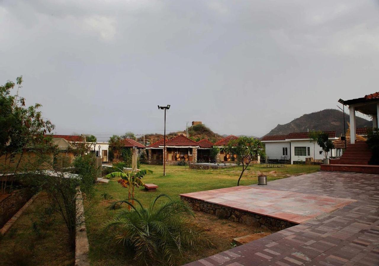 Virat Resorts, Sariska Rajasthan Bairāt Екстериор снимка