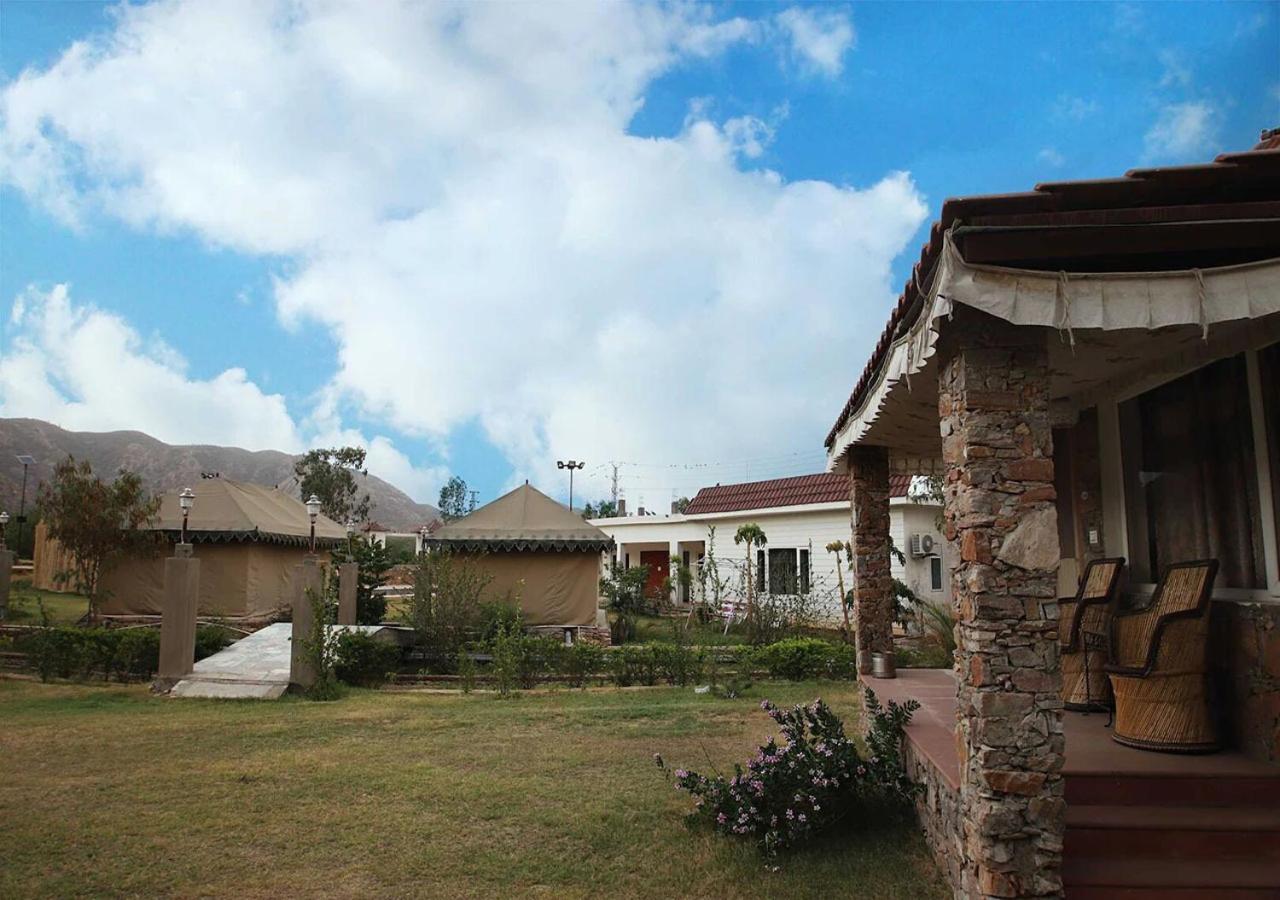Virat Resorts, Sariska Rajasthan Bairāt Екстериор снимка