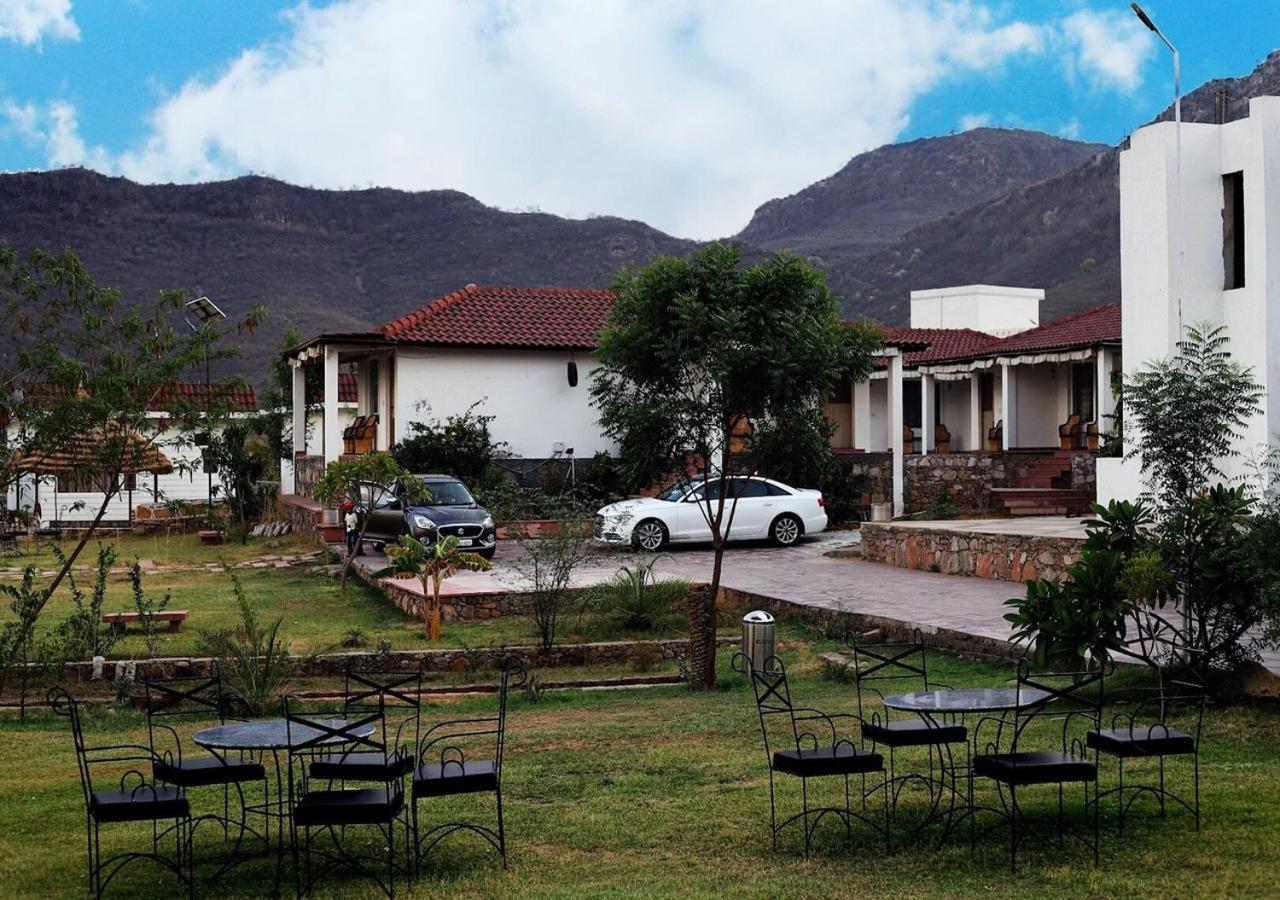 Virat Resorts, Sariska Rajasthan Bairāt Екстериор снимка