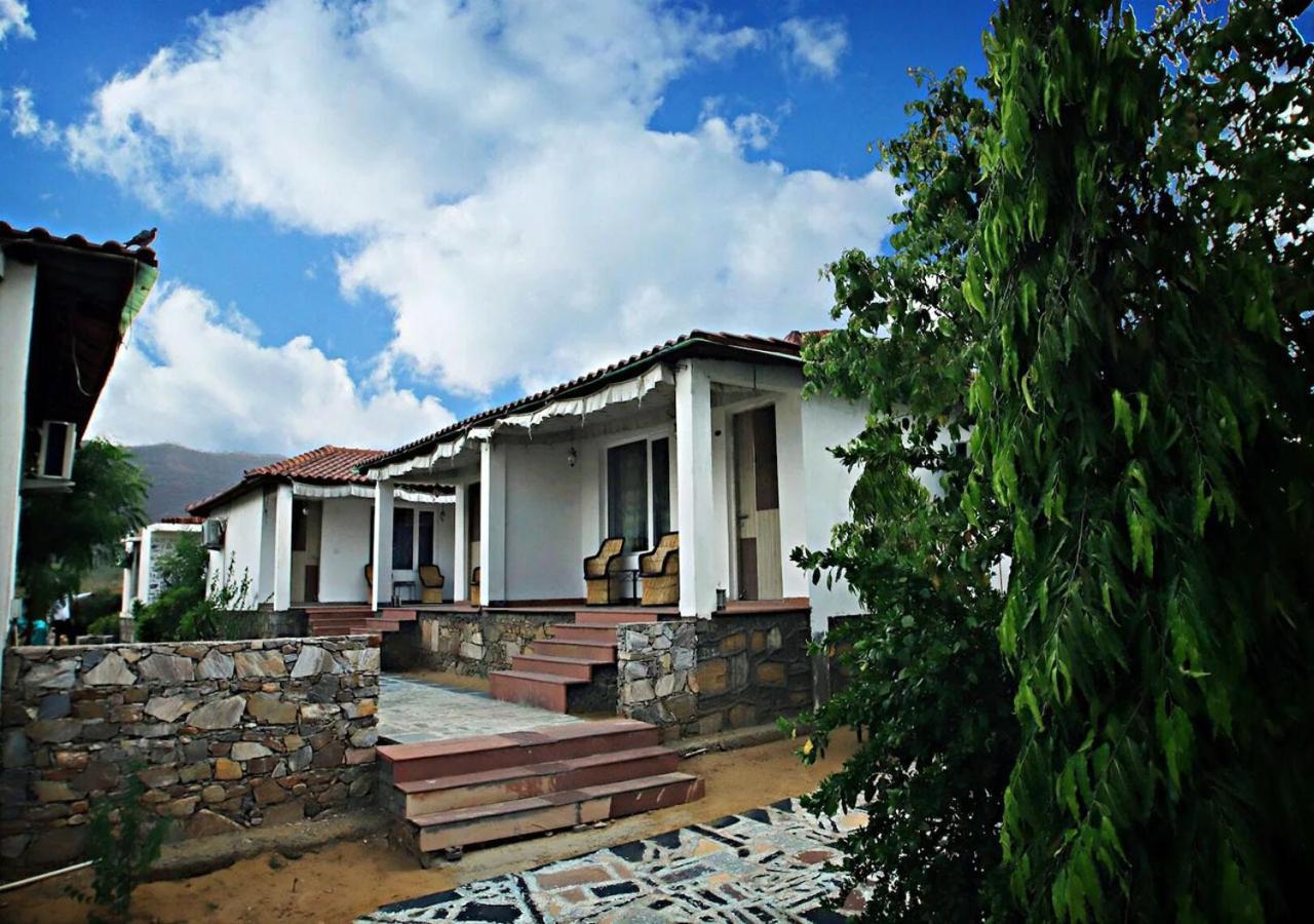 Virat Resorts, Sariska Rajasthan Bairāt Екстериор снимка