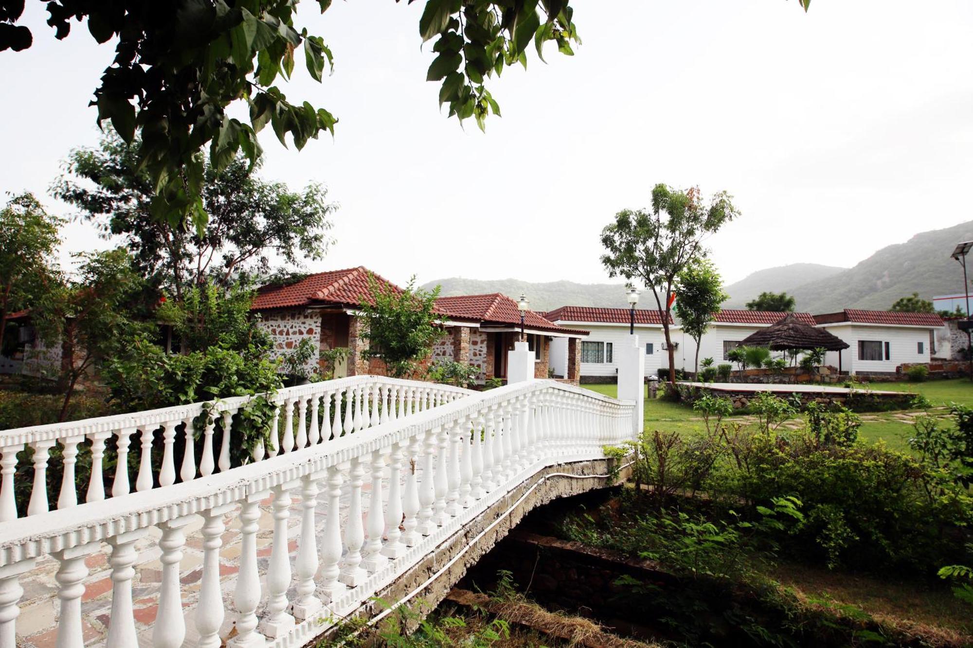 Virat Resorts, Sariska Rajasthan Bairāt Екстериор снимка